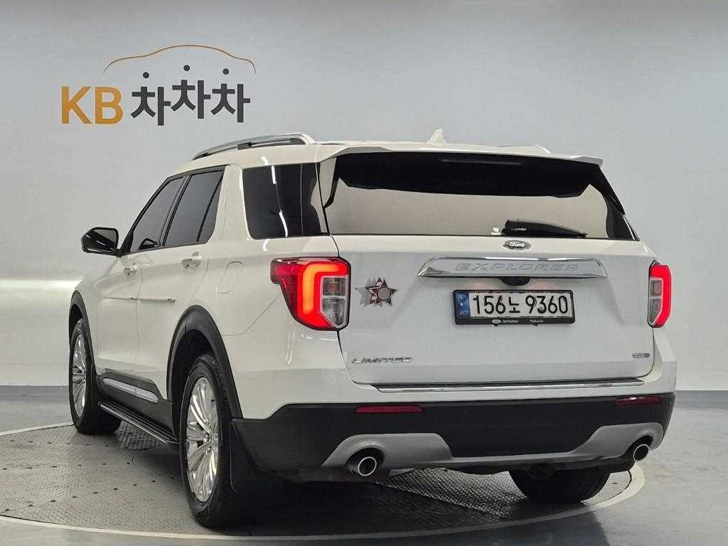 Ford Explorer - Vista 2