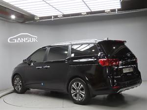 KIA Carnival - Vista 6