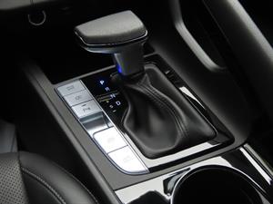 HYUNDAI Avante - Vista 12