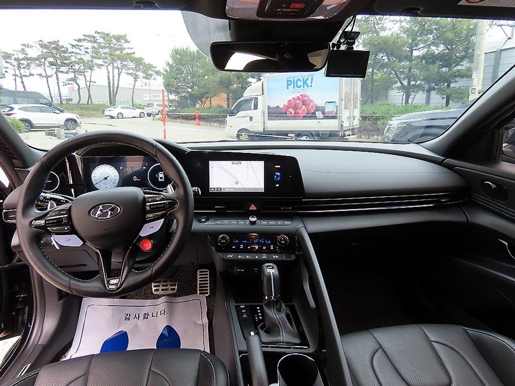 HYUNDAI Avante - Vista 7