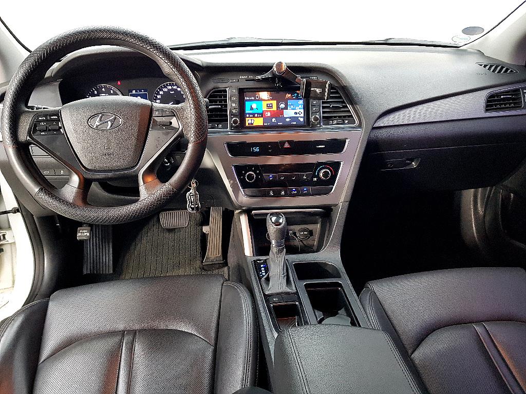 HYUNDAI Sonata - Vista 5
