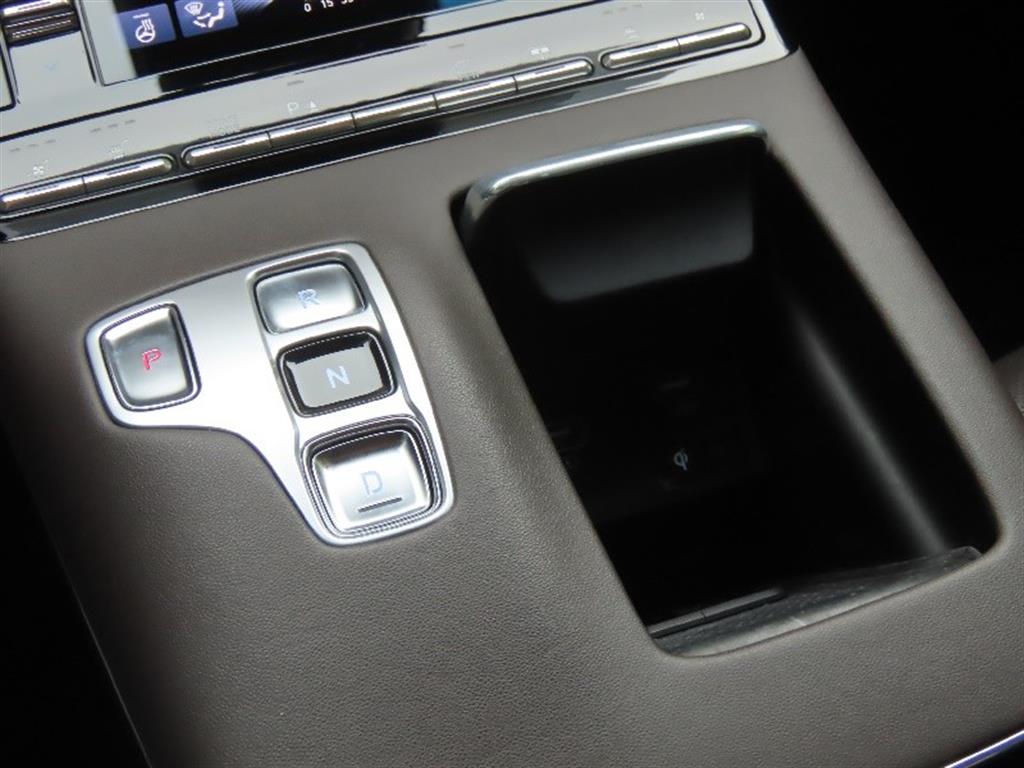HYUNDAI Grandeur - Vista 11