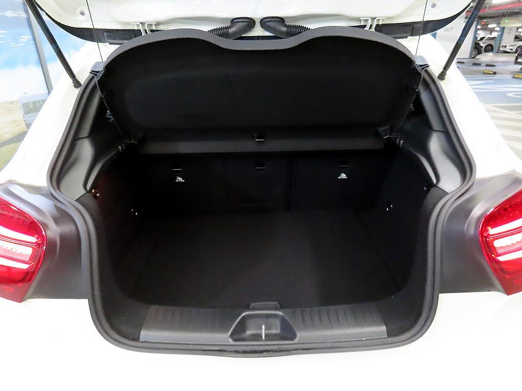 Mercedes Benz A Class 2016 Blanco - Importación desde Corea - HF Imports Iquique - Foto 18