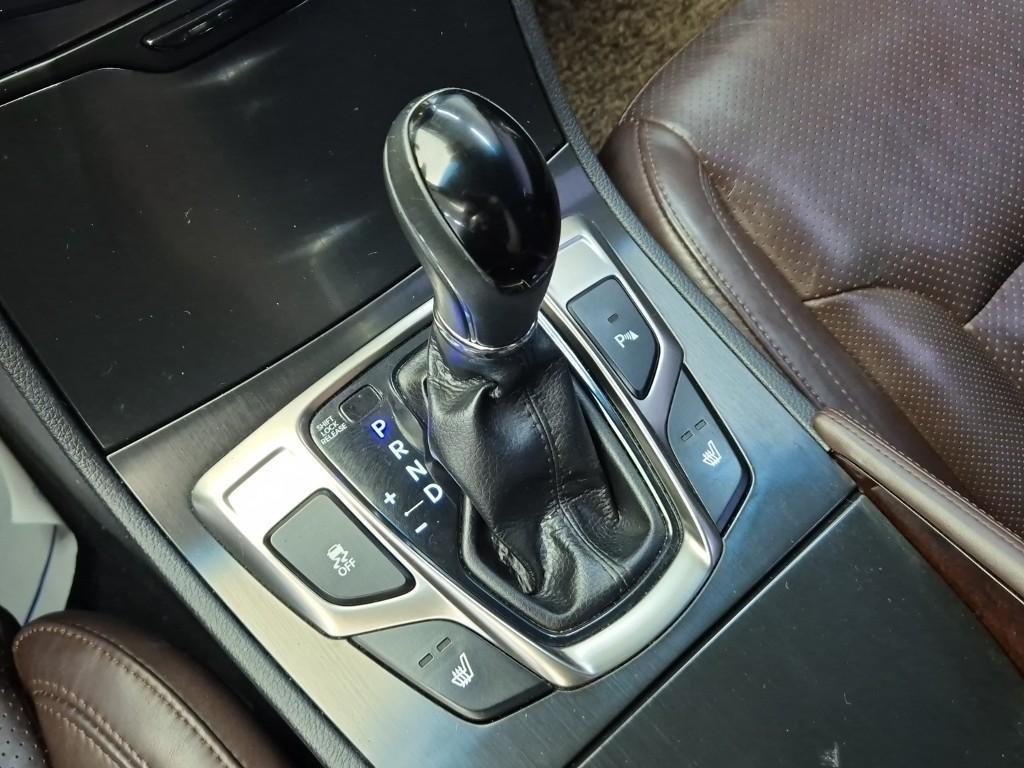 HYUNDAI Grandeur 2014 Negro - Importación desde Corea - HF Imports Iquique - Foto 17