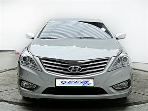 HYUNDAI Grandeur - Vista 2