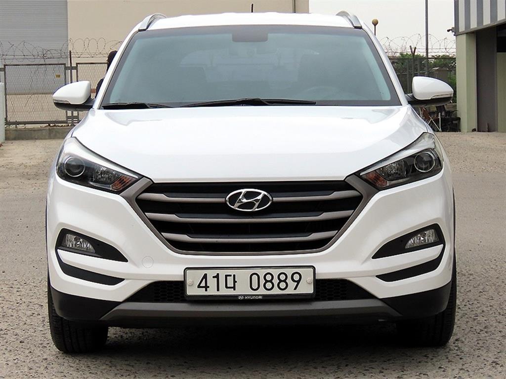 HYUNDAI Tucson 2016 Blanco - Importación desde Corea - HF Imports Iquique - Foto 1