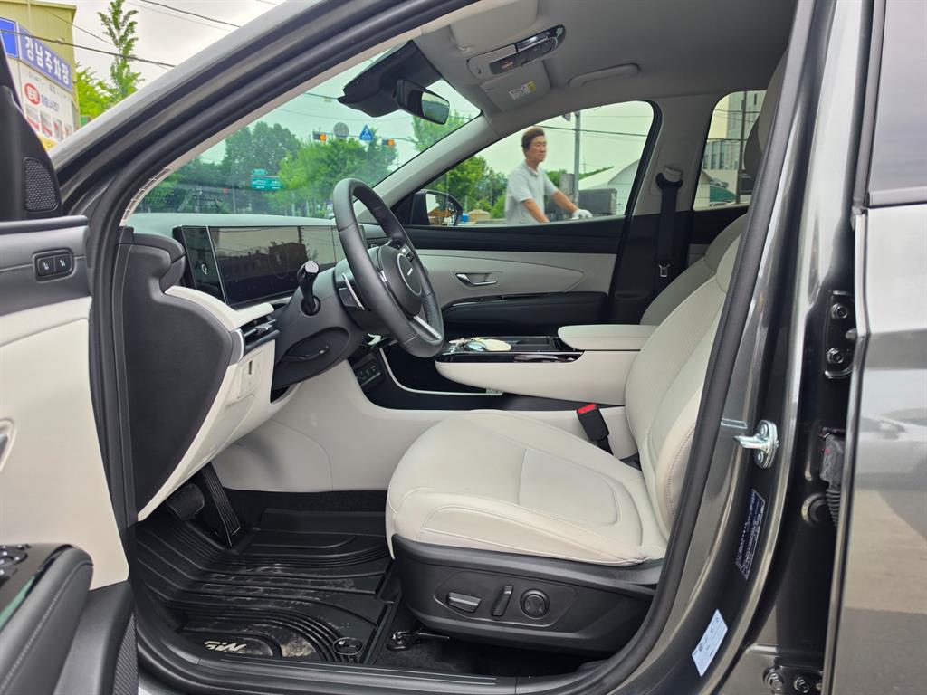 HYUNDAI Tucson - Vista 10