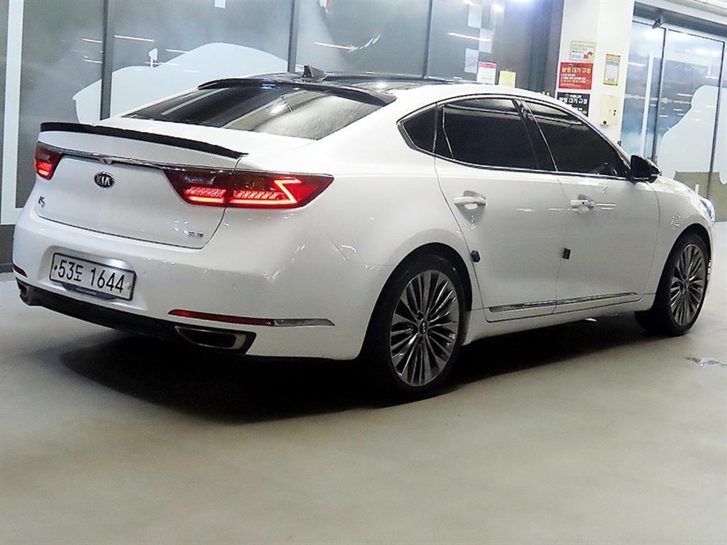 KIA K7 - Vista 4