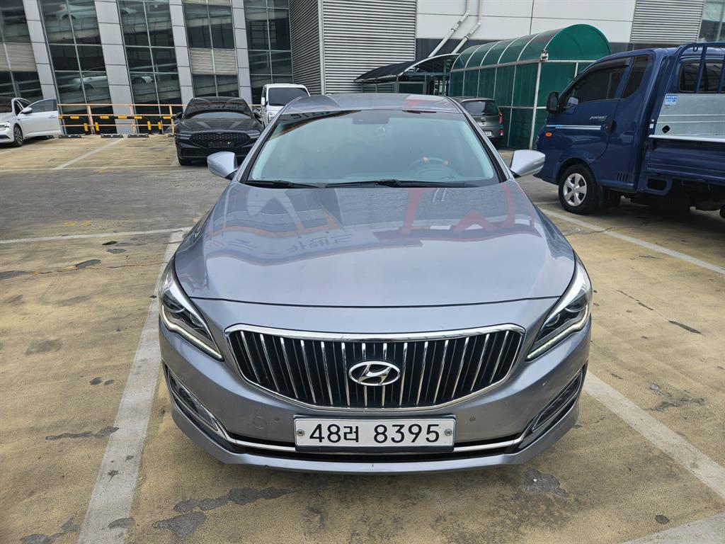 HYUNDAI Aslan - Vista 2