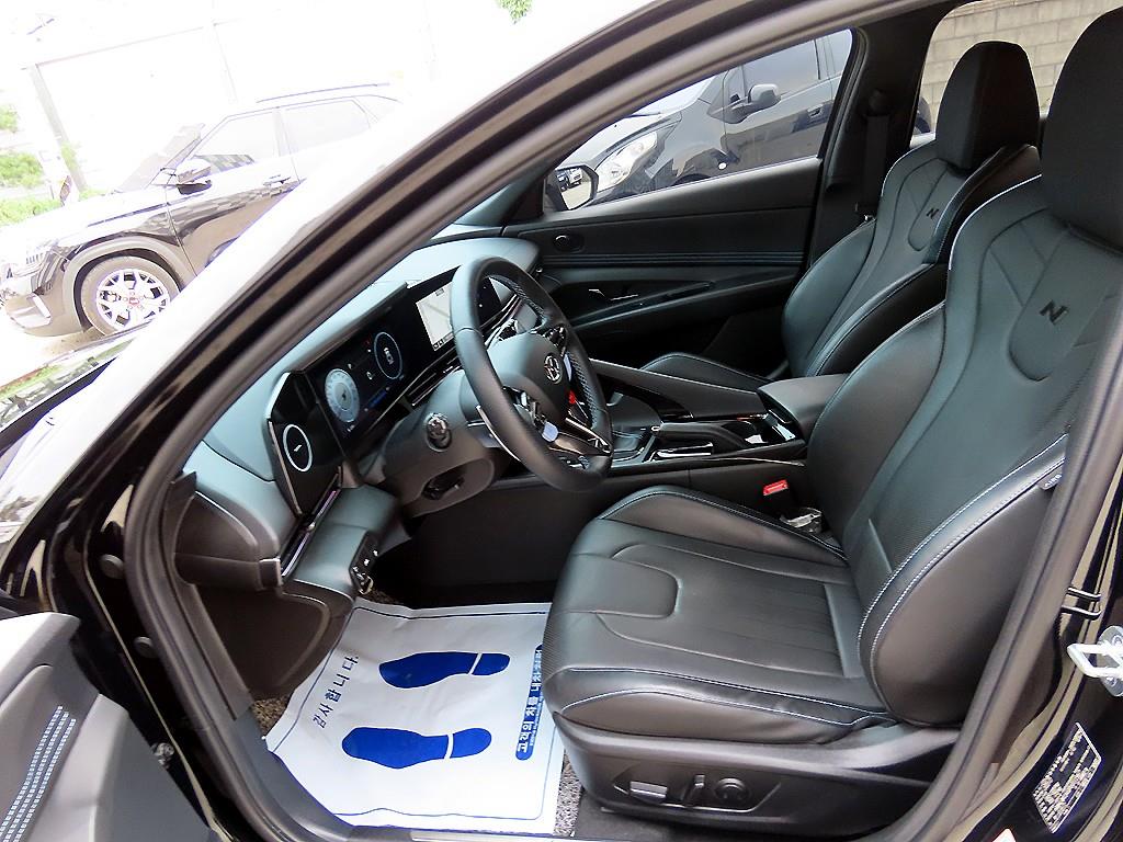 HYUNDAI Avante - Vista 5