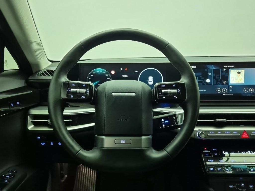 HYUNDAI Grandeur - Vista 9