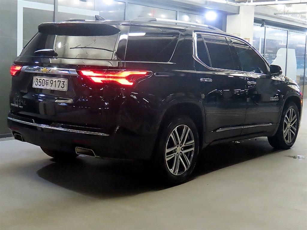 Chevrolet Travers - Vista 4