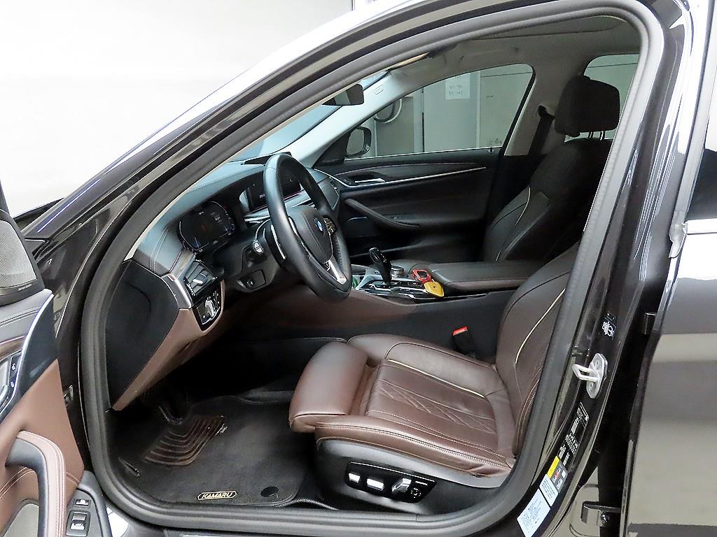 BMW 5 Series - Vista 5