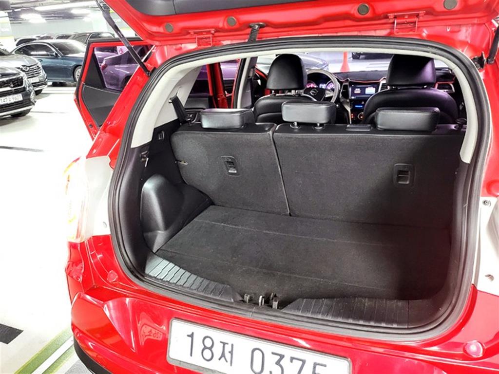 Ssangyong Tivoli 2016 Rojo - Importación desde Corea - HF Imports Iquique - Foto 13