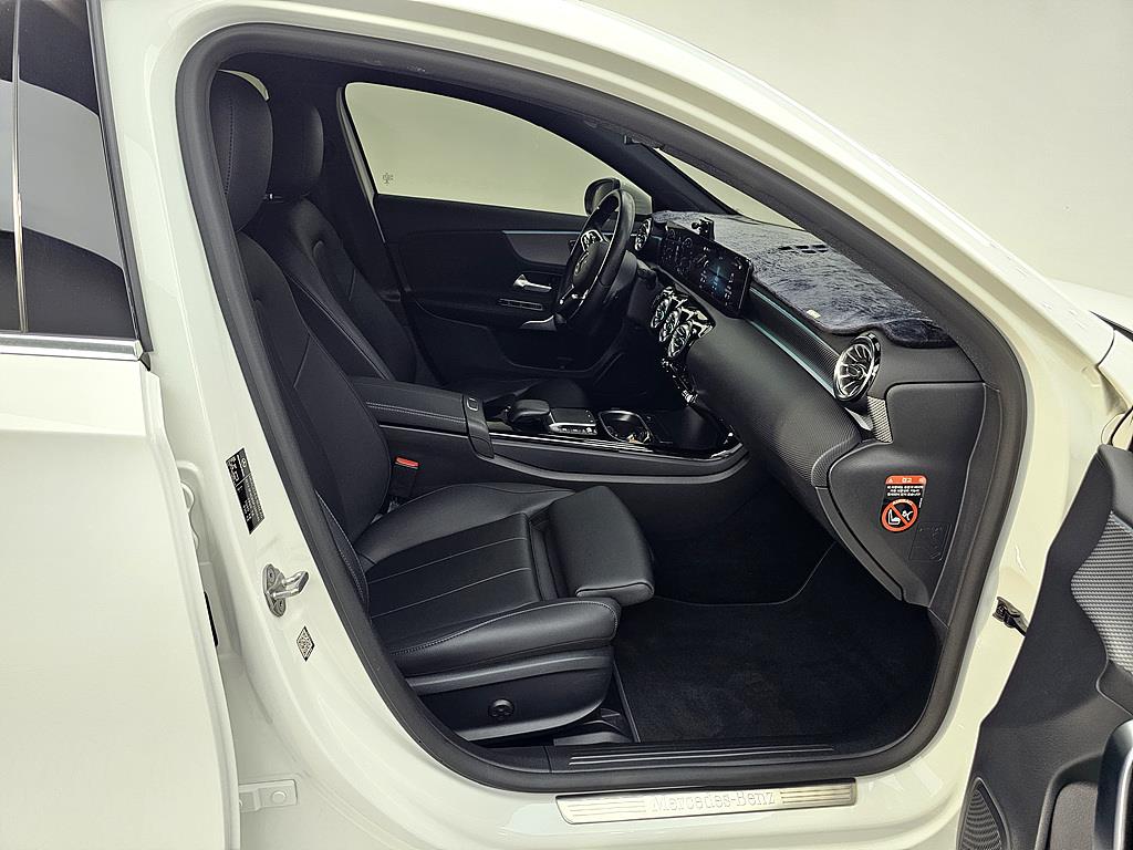 Mercedes Benz A Class - Vista 11
