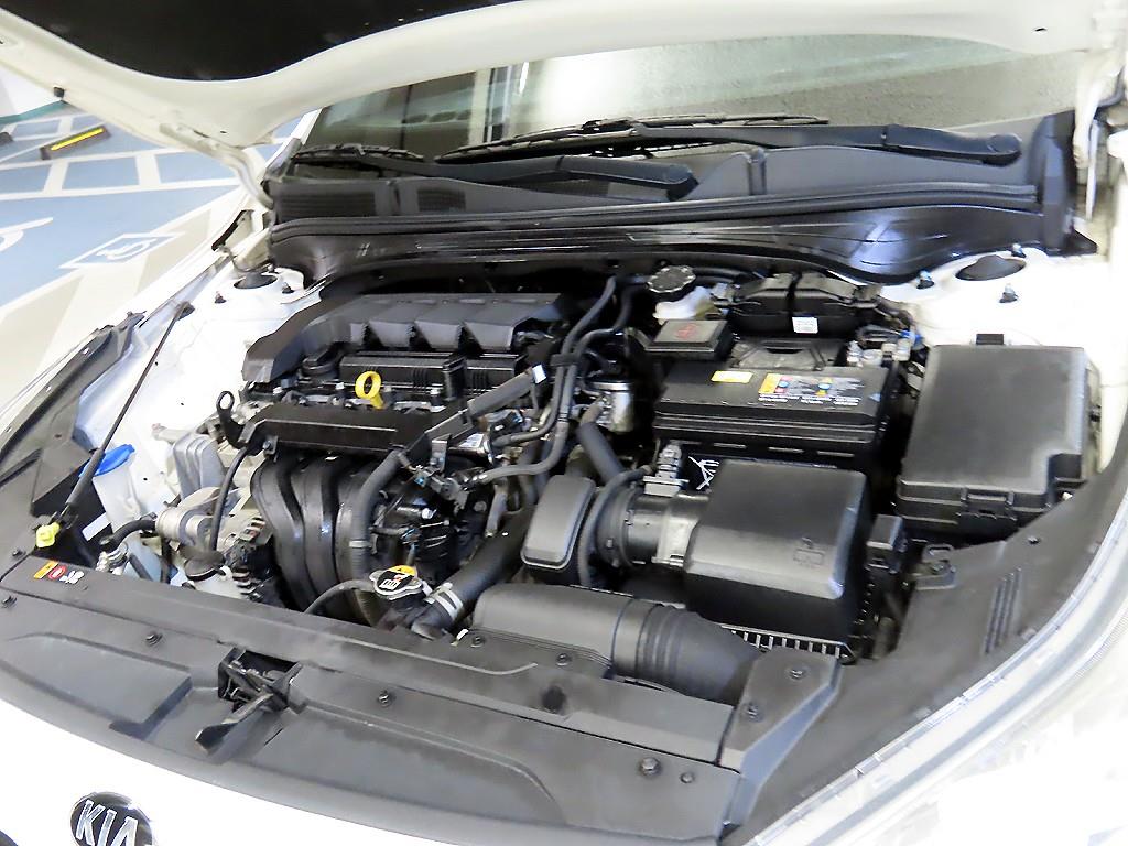 KIA K3 2019 Blanco - Importación desde Corea - HF Imports Iquique - Foto 19