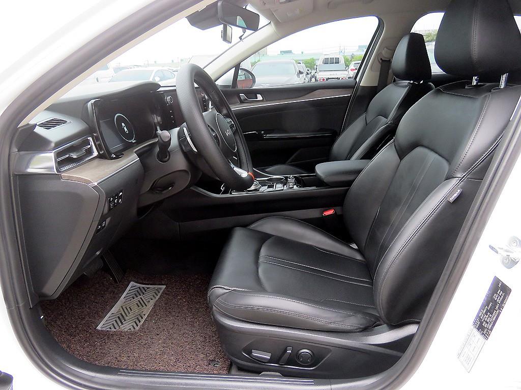 KIA K5 - Vista 5