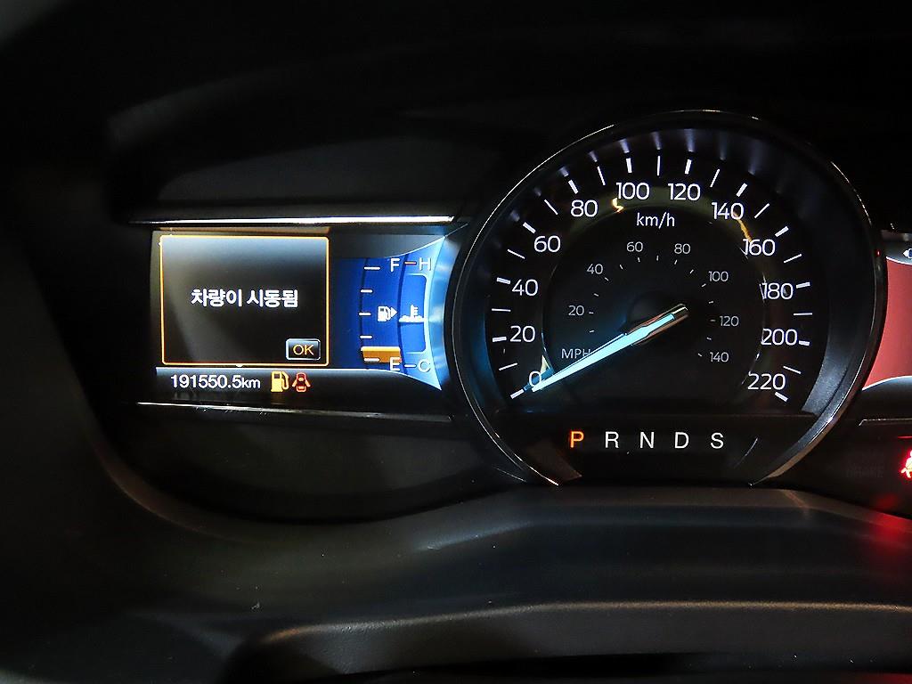 Ford Explorer - Vista 9