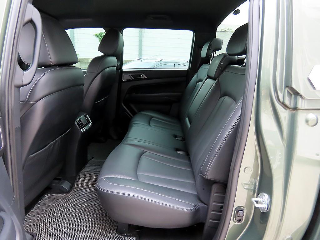 Ssangyong Rexton - Vista 6