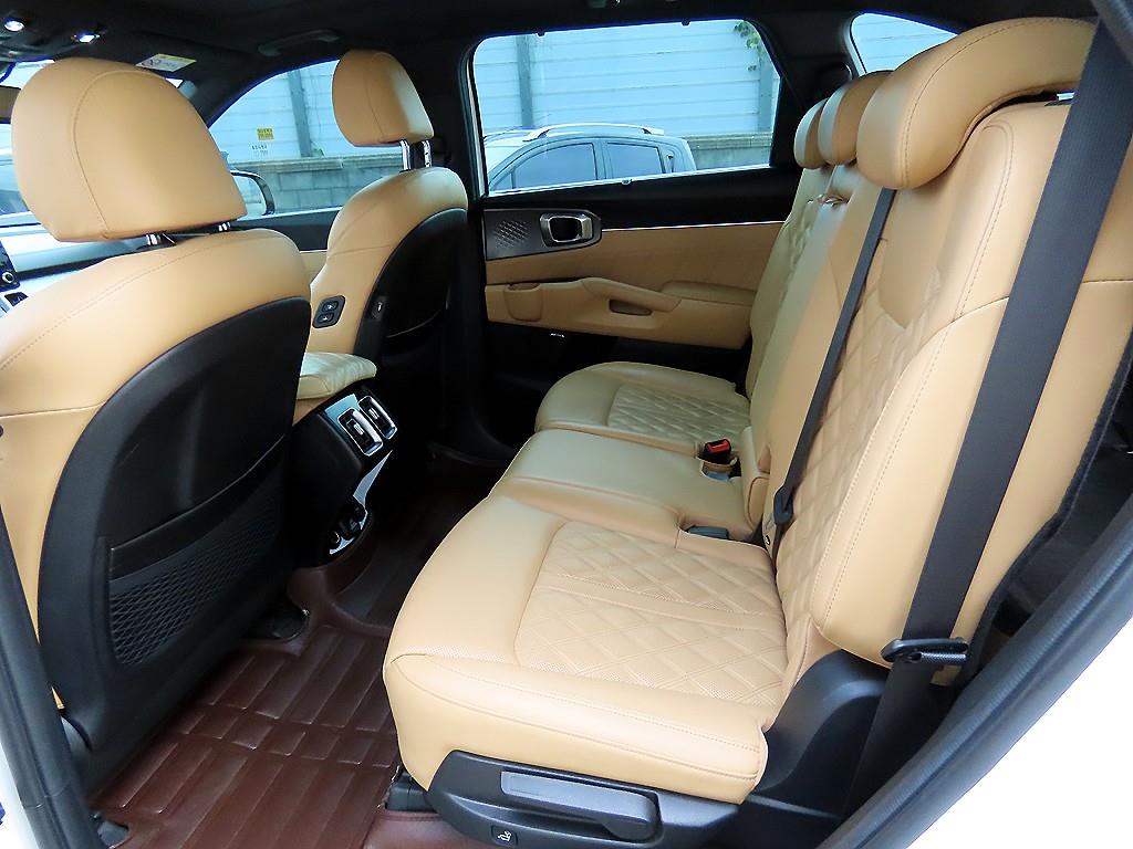 KIA Sorento - Vista 6