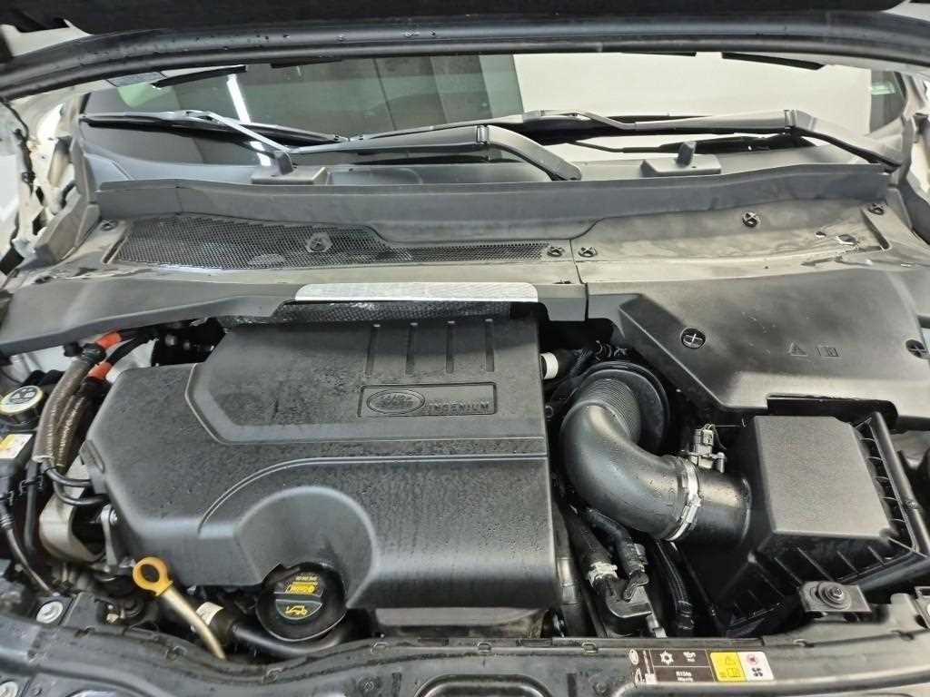 Land Rover Discovery Sports - Vista 5