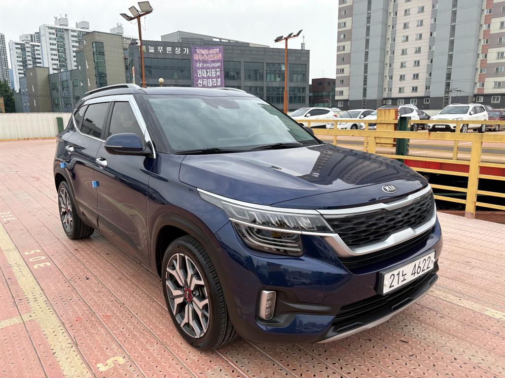 KIA Seltos 2020 Azul - Importación desde Corea - HF Imports Iquique - Foto 1