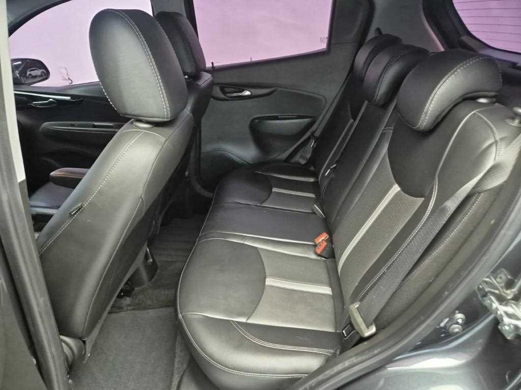 Chevrolet Spark - Vista 12