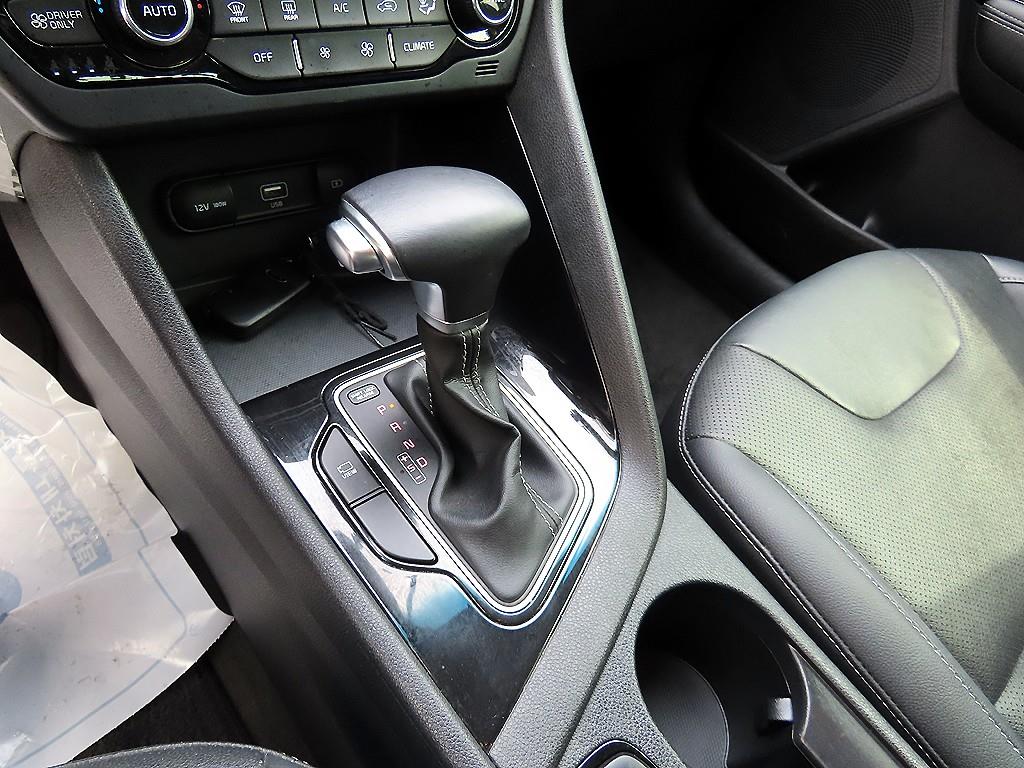 KIA Niro - Vista 10