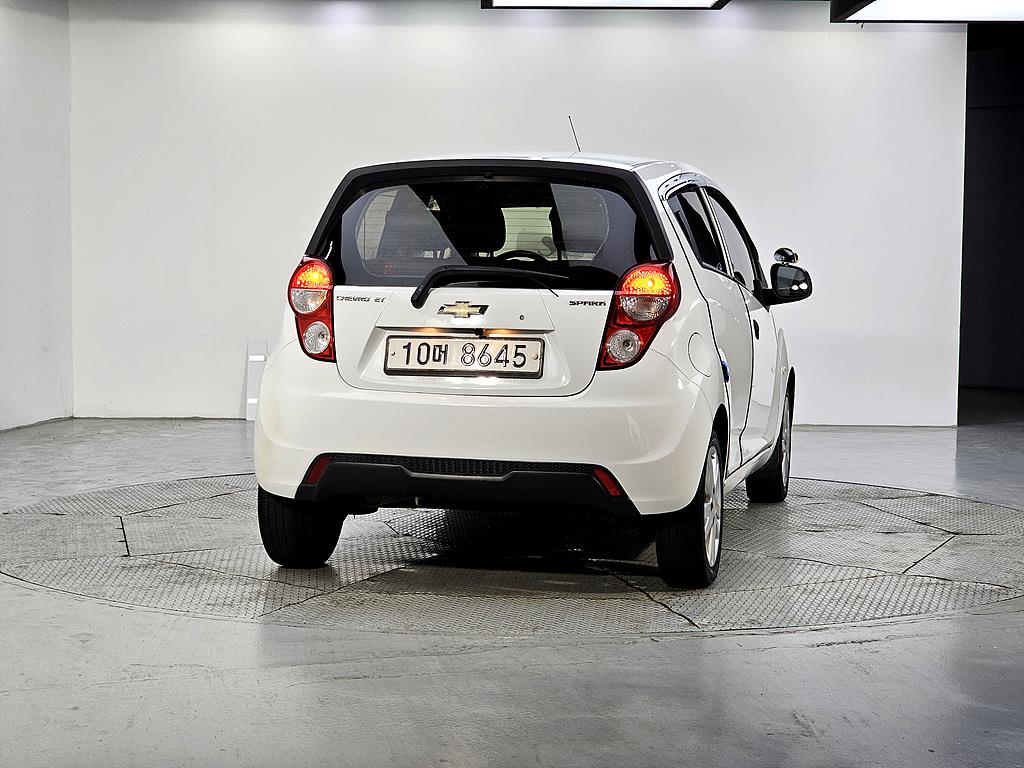 Chevrolet Spark - Vista 3
