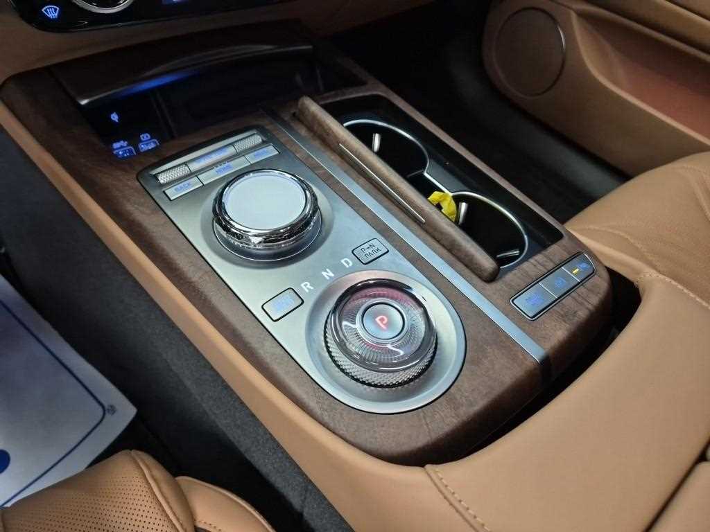 Genesis G80 - Vista 8