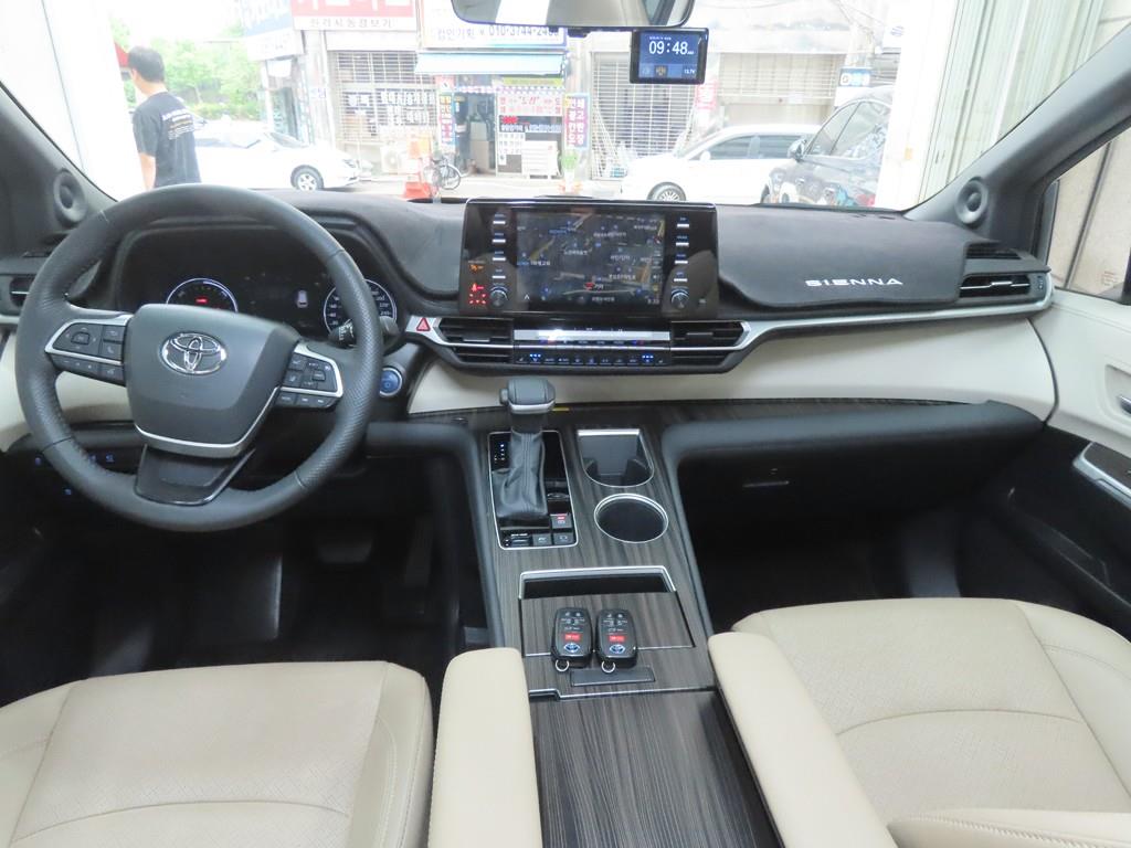 Toyota Siena - Vista 7