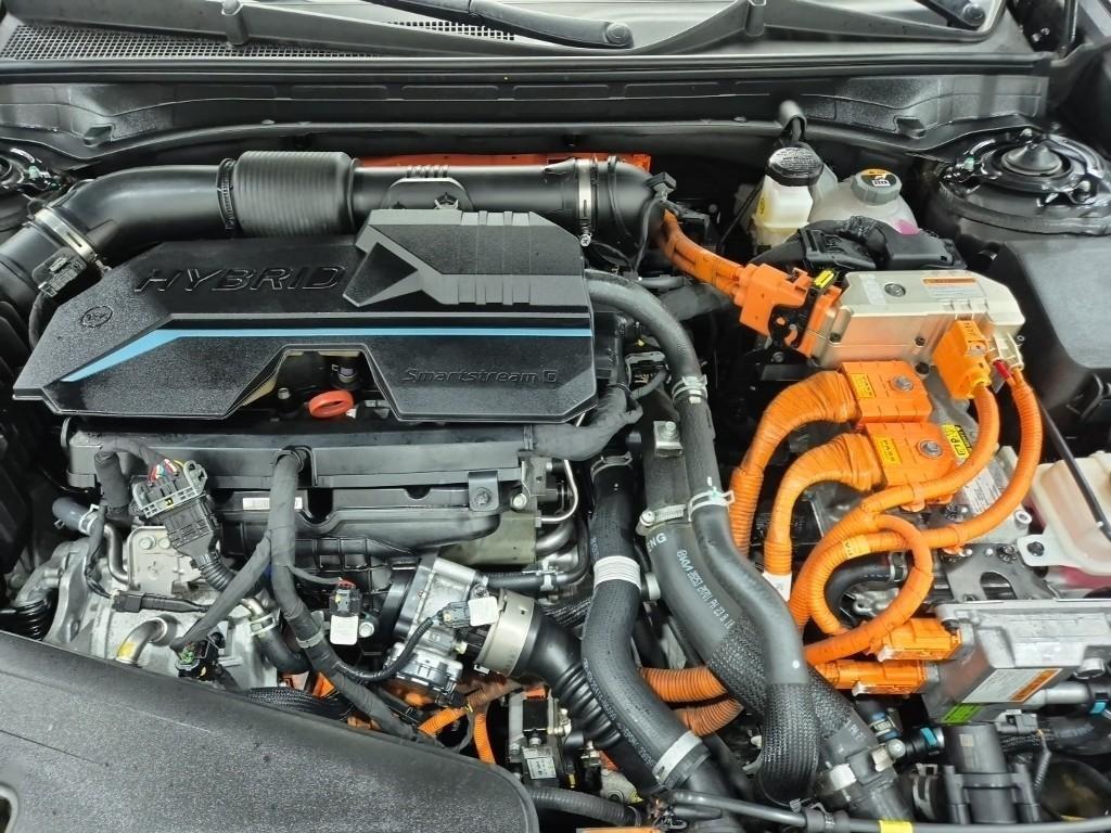 HYUNDAI Grandeur - Vista 5
