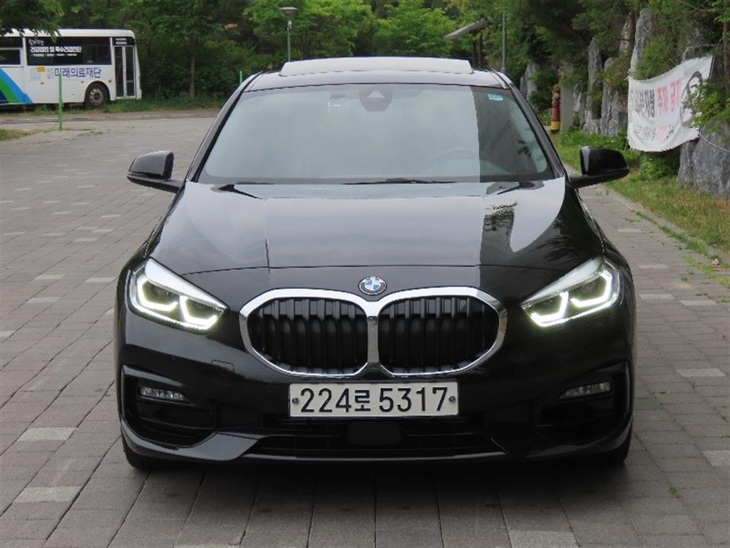 BMW 1 series 2023 - Importación desde Corea - HF Imports Iquique - Foto 1