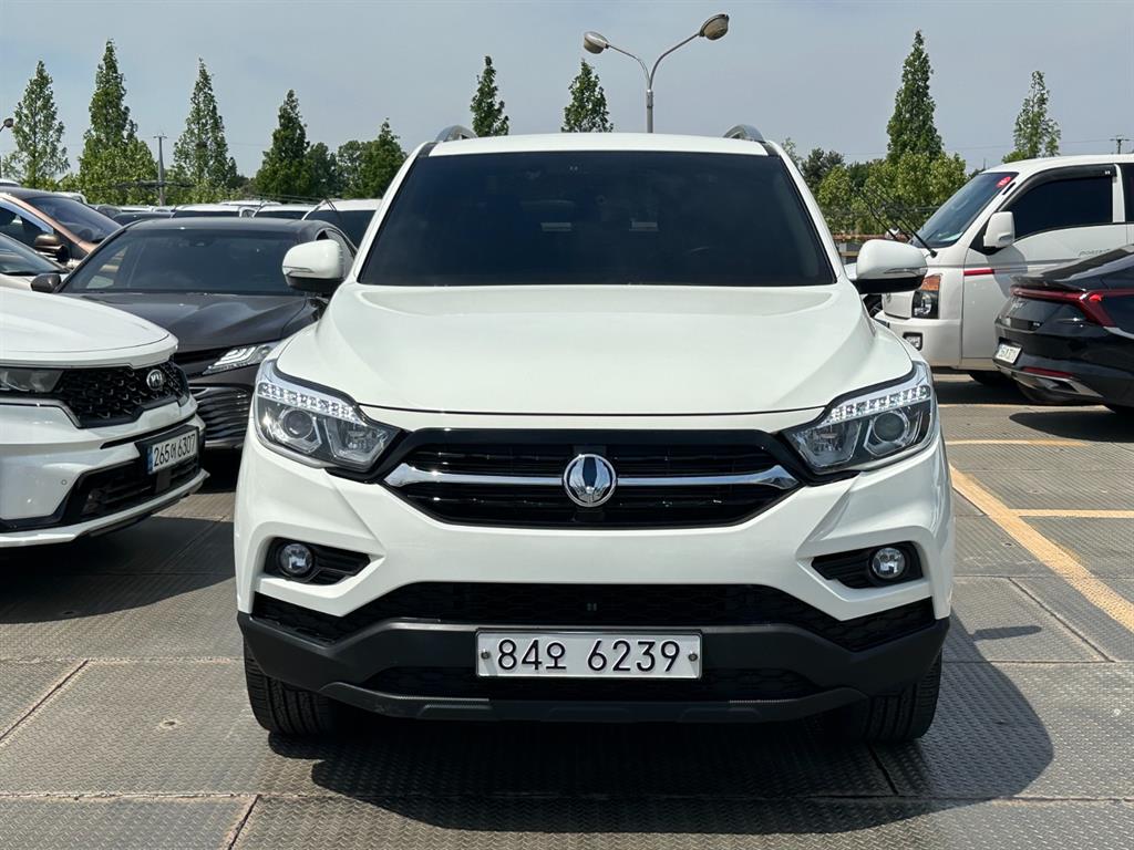 Ssangyong Rexton 2018 Blanco - Importación desde Corea - HF Imports Iquique - Foto 1