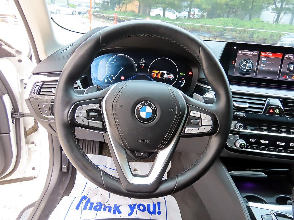 BMW 5 Series - Vista 8