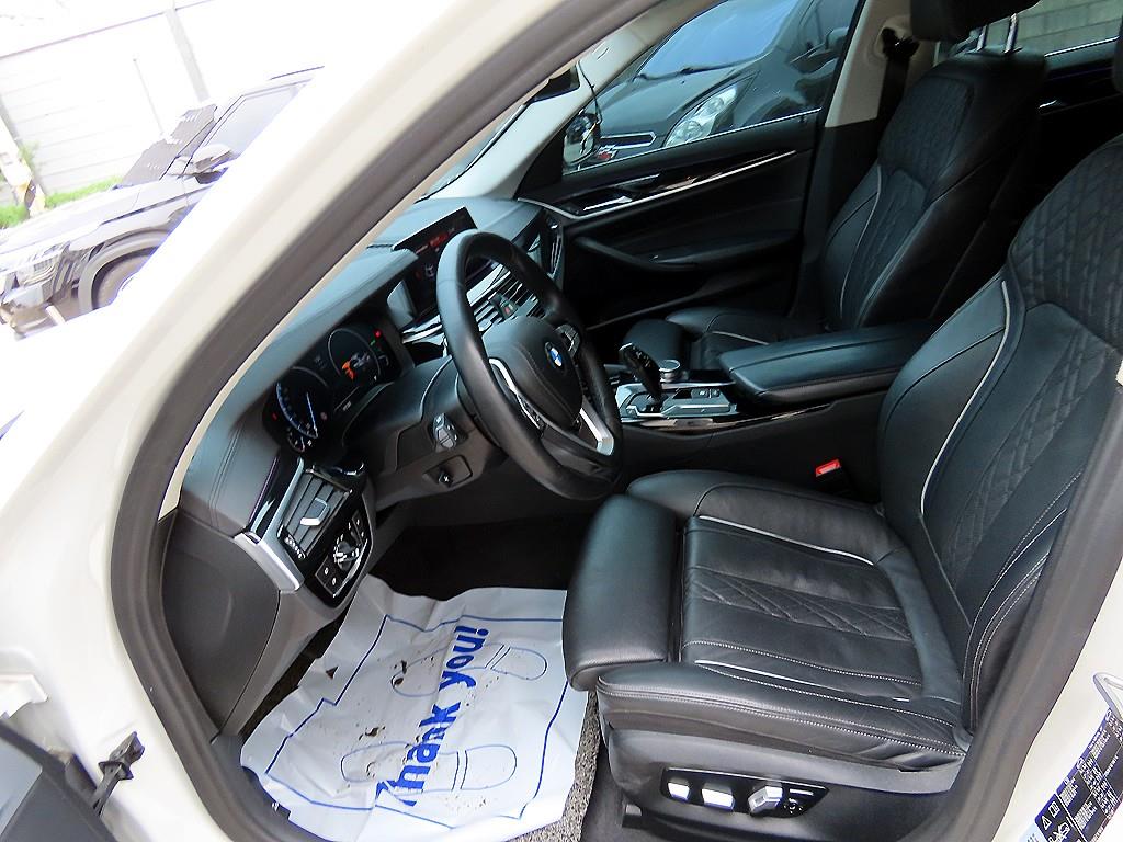 BMW 5 Series - Vista 5
