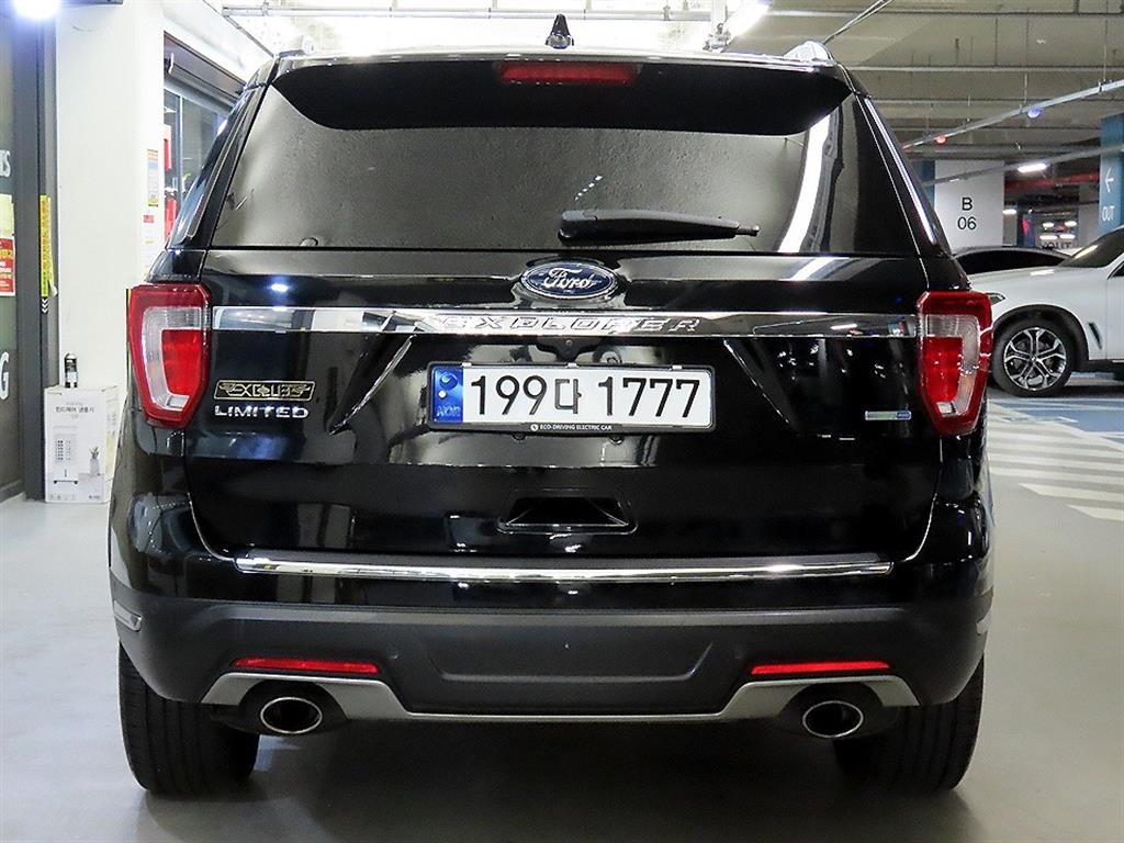 Ford Explorer - Vista 5