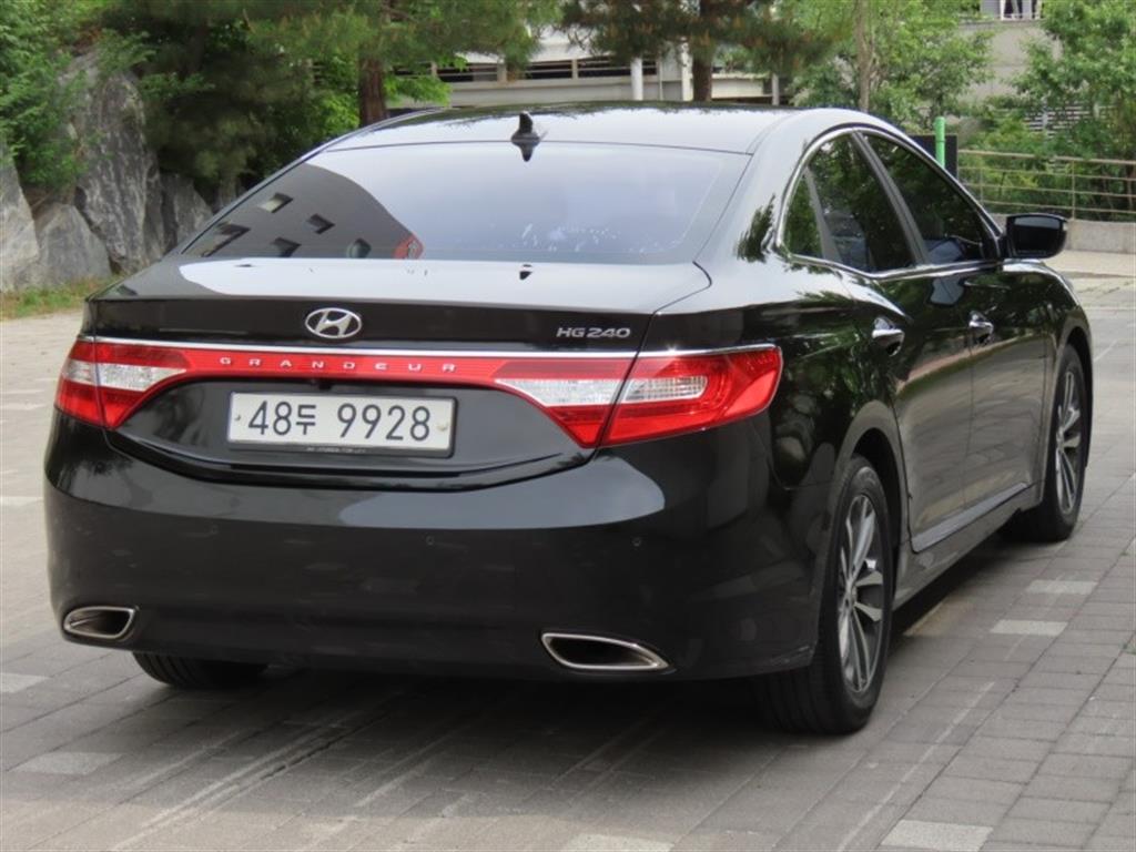 HYUNDAI Grandeur - Vista 5