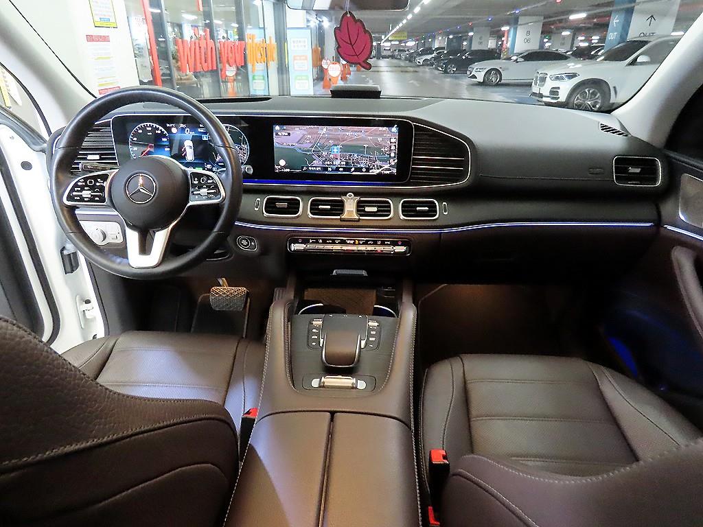 Mercedes Benz GLE Class - Vista 10