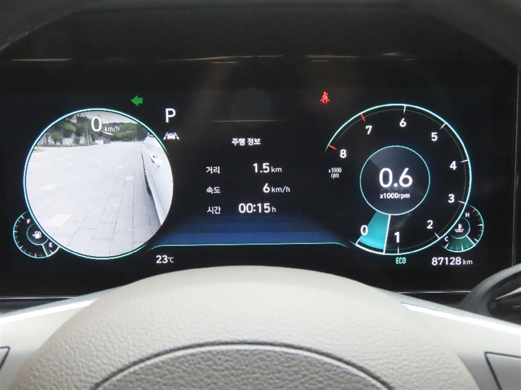 HYUNDAI Grandeur - Vista 9