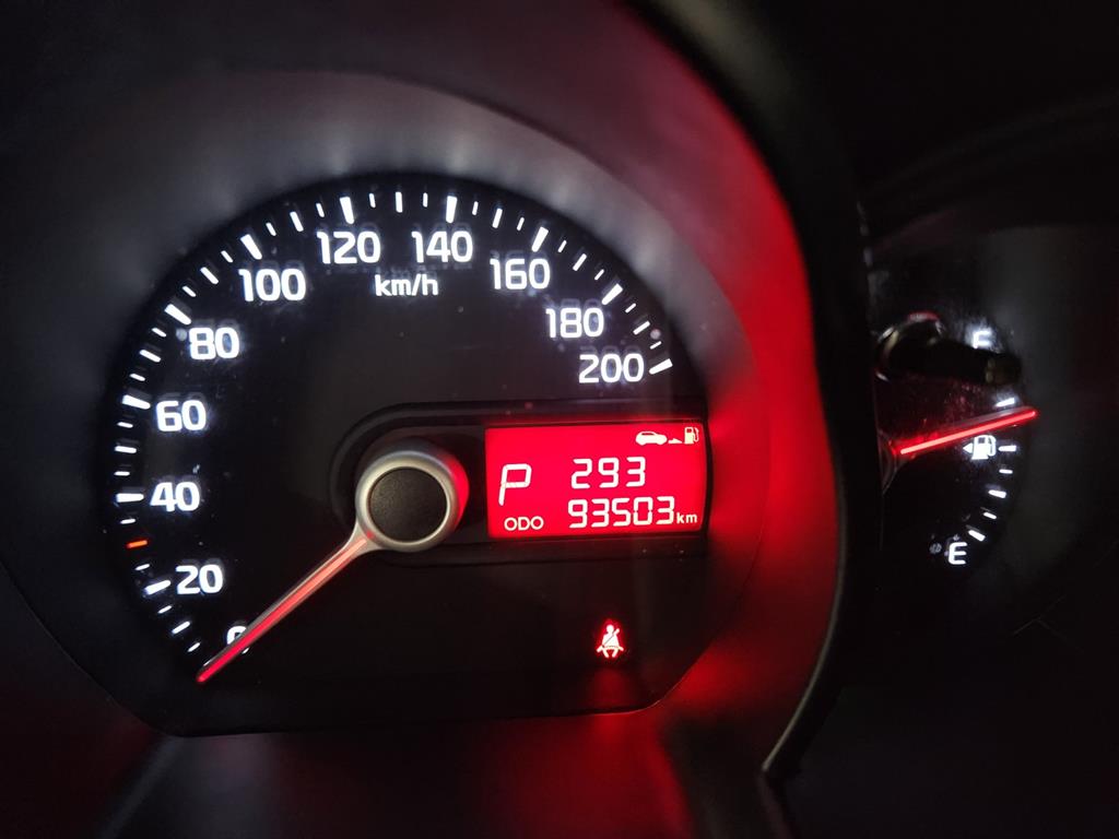 KIA Morning - Vista 5