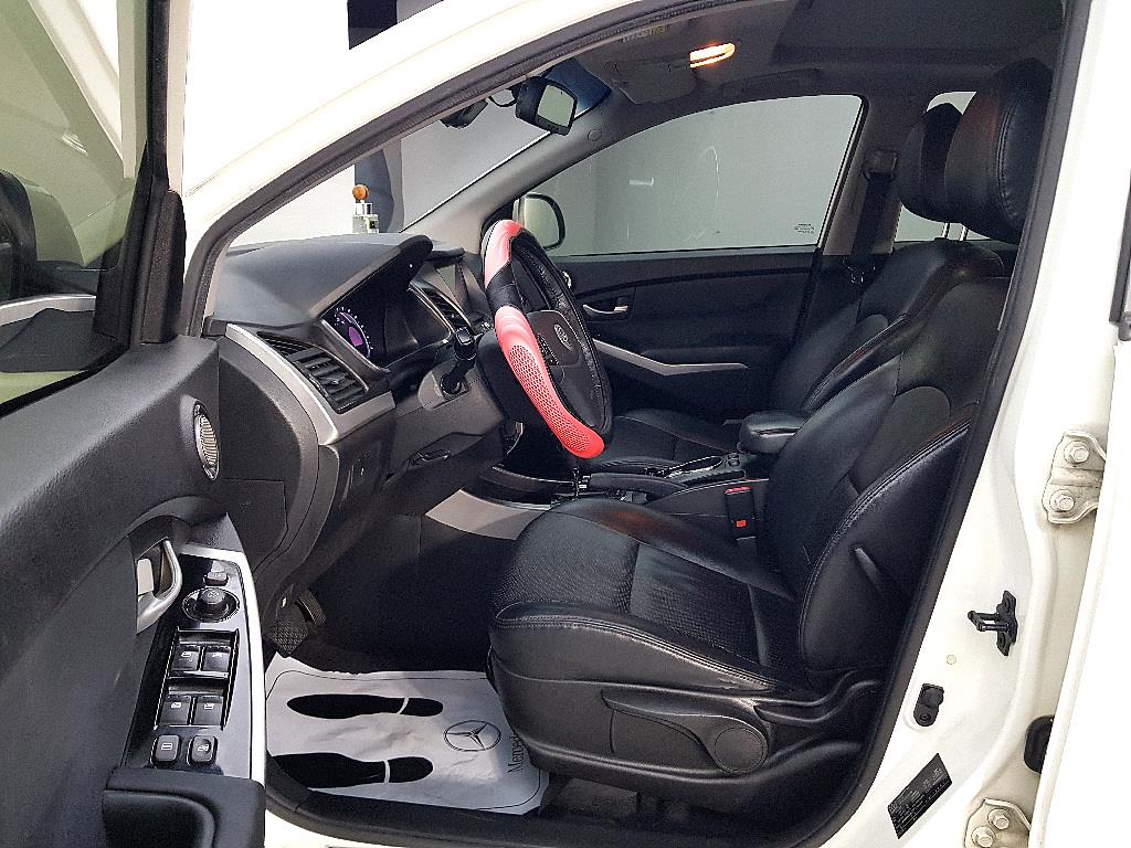 Ssangyong Korando - Vista 8