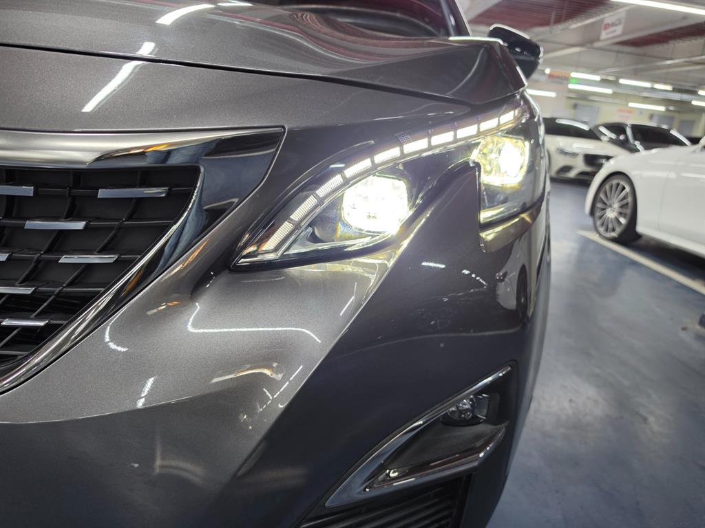Peugeot 5008 2020 Gris - Importación desde Corea - HF Imports Iquique - Foto 19