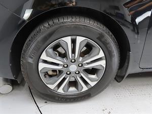 KIA Carnival - Vista 10