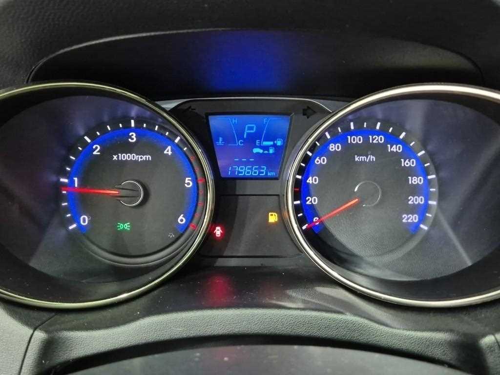 HYUNDAI Tucson - Vista 6