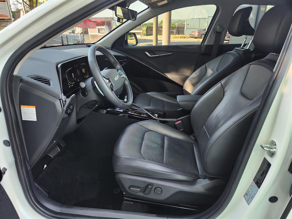 KIA Niro - Vista 9