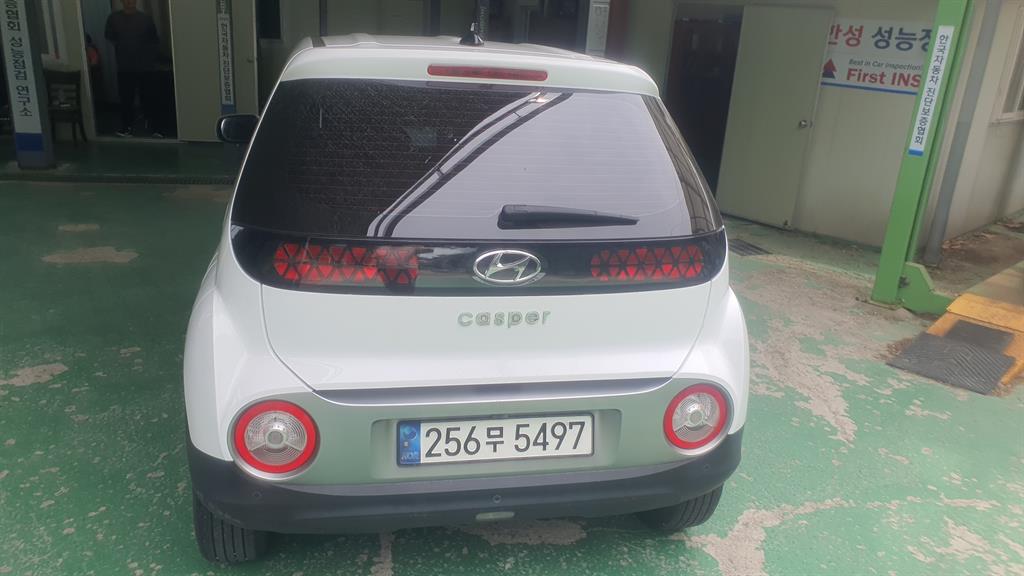 HYUNDAI Casper - Vista 5