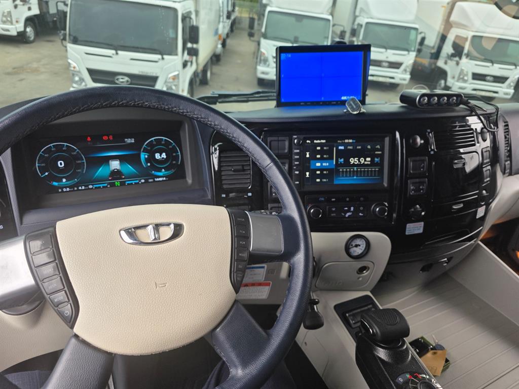medium and large cargo Cargo - Vista 12