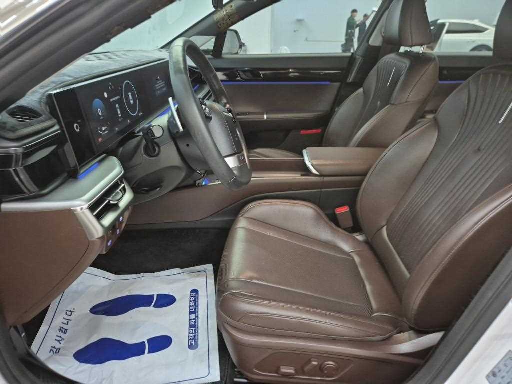 HYUNDAI Grandeur - Vista 11