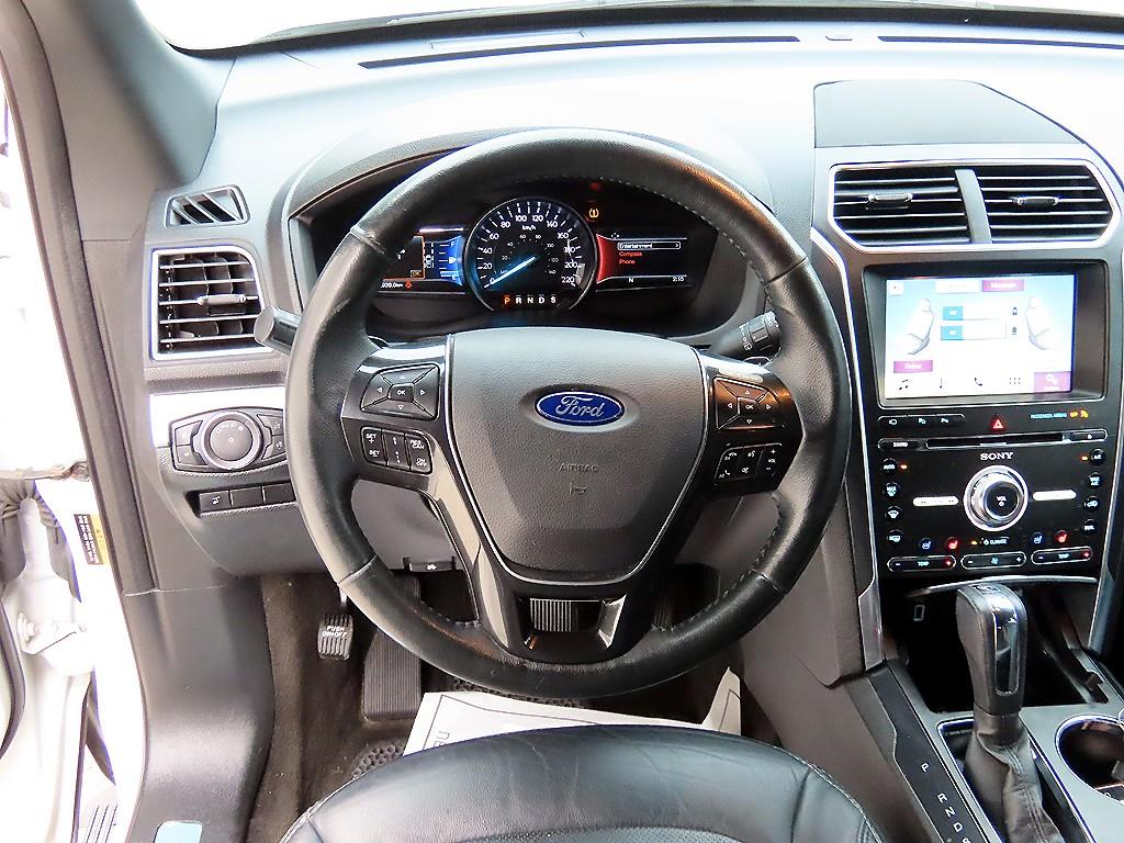 Ford Explorer - Vista 8